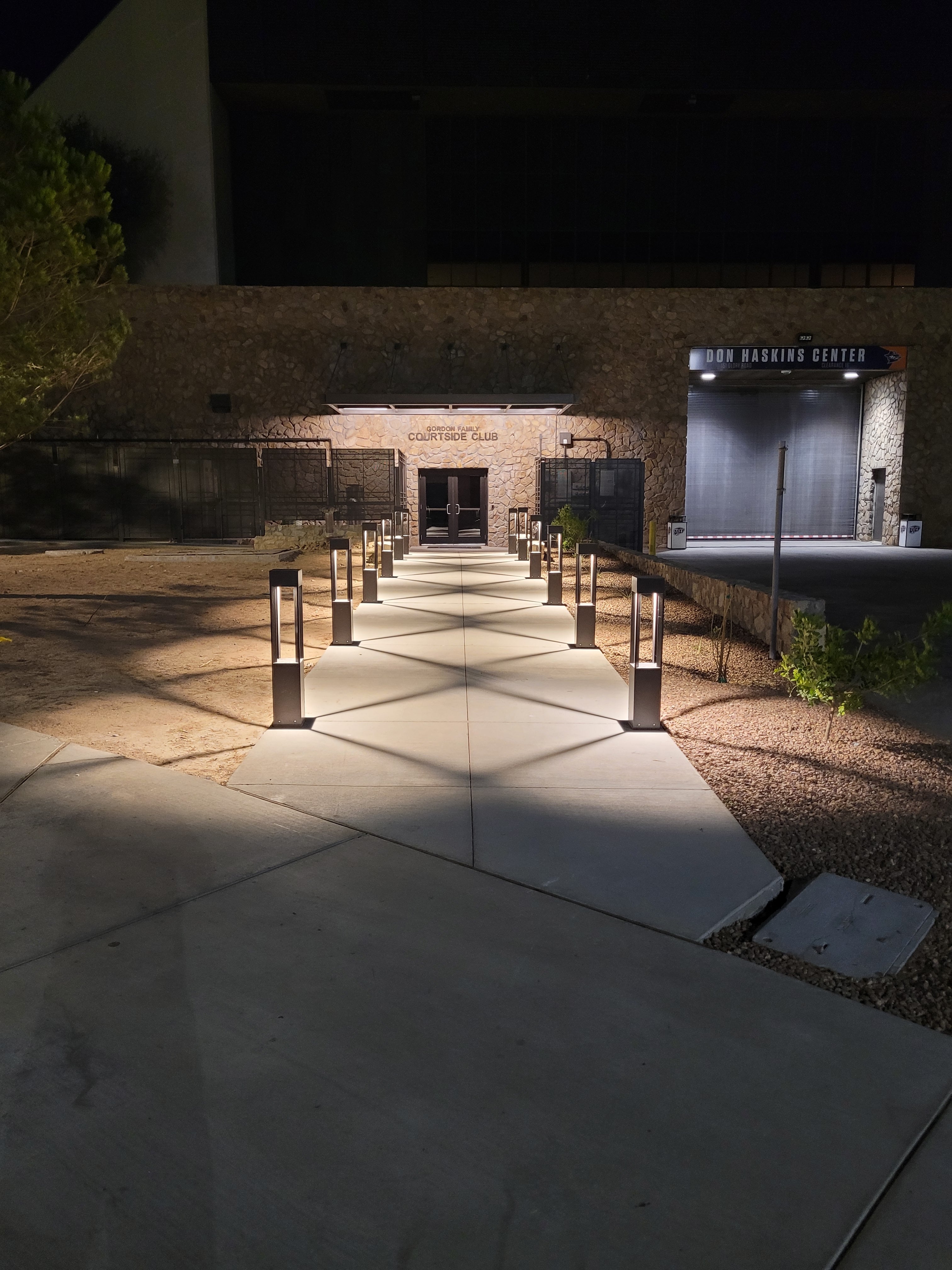 BL340 | UTEP Courtside Club